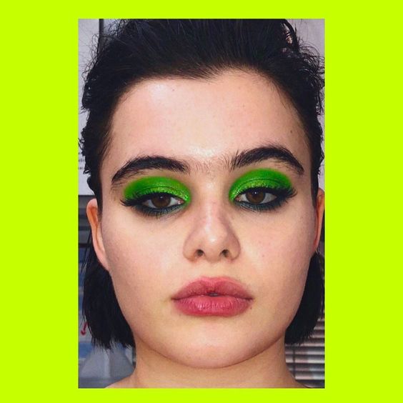 maquiagem verde da série Euphoria