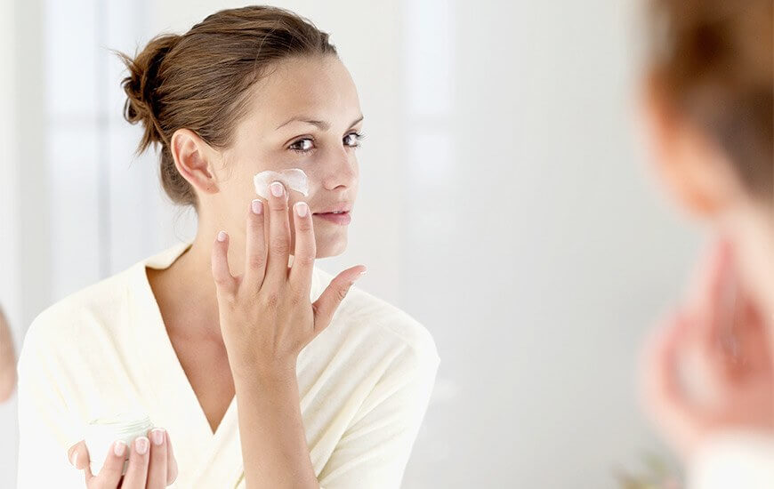 Skin care na maquiagem simples